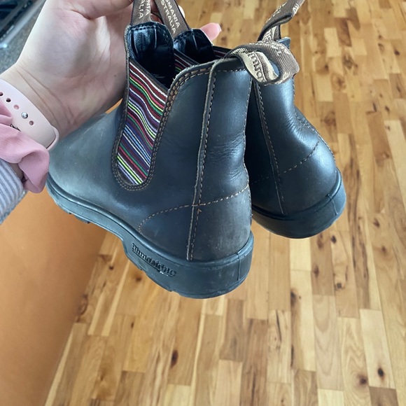 Blundstones - Picture 6 of 7